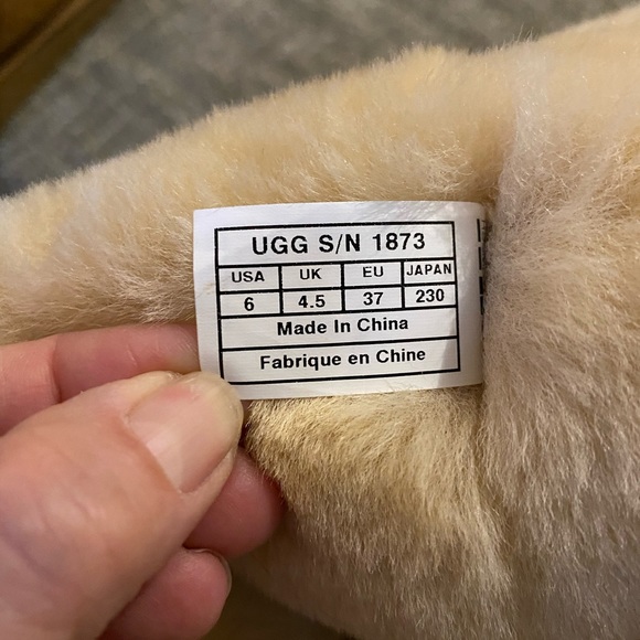 Bailey Button Tall Ugg Boots - Picture 6 of 7